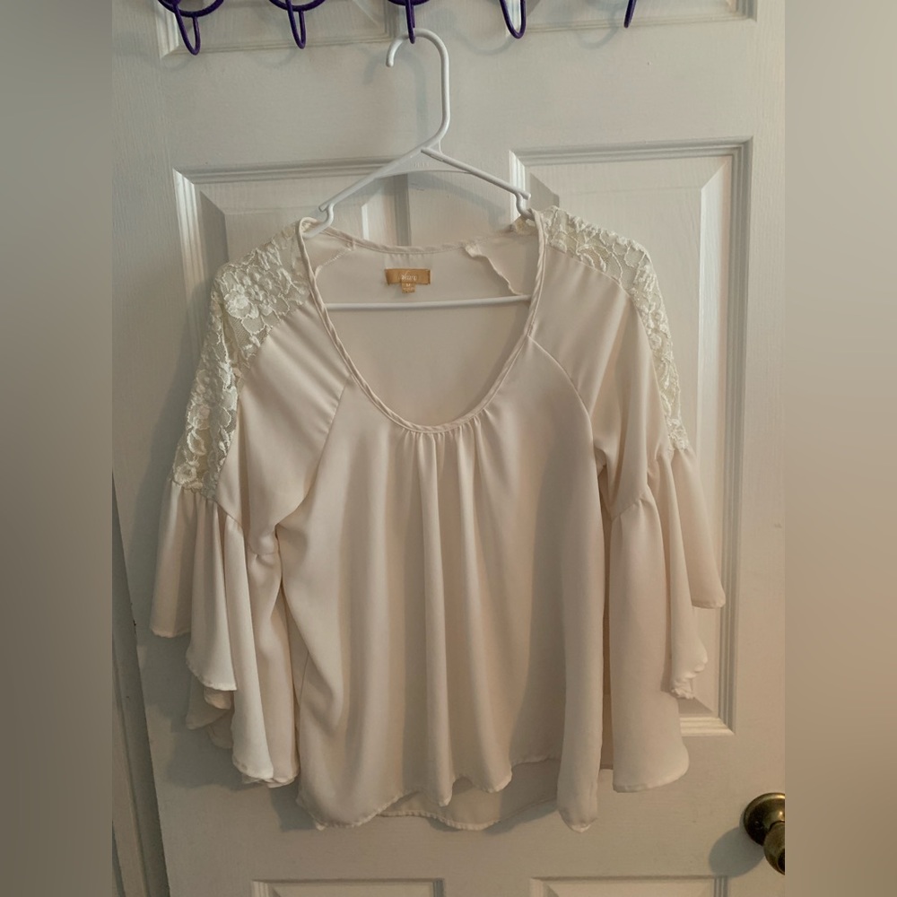 Takara white lace and ruffle sleeve blouse